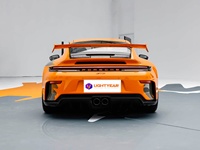 Voiture de sport Porsche 911 de renommée mondiale, changement de vitesse rapide, sièges sport haut de gamme, véhicule essence