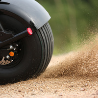 Scooter électrique 2000W Nouveau modèle Entrepôt européen Mobilité puissante Batterie amovible Citycoco Adulte 60V Ce 51-65km/h
