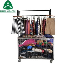 Vêtements d'occasion avec jupe en <span class=keywords><strong>laine</strong></span> pour dames <span class=keywords><strong>Lot</strong></span> <span class=keywords><strong>de</strong></span> vêtements d'occasion pour la saison d'hiver Vente en ligne Goods Shop - Product Image 4