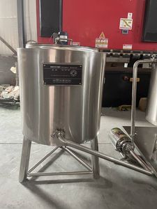 Machine de pasteurisation UHT haute capacité 1000L pour jus et lait - Product Image 6
