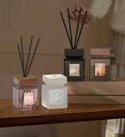 Diffuseur d'arômes sans flamme pour chambre à coucher, décoration d'intérieur, parfum en rotin haut de gamme pour armoire, désodorisant floral pour toilettes