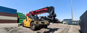 รถยกตู้คอนเทนเนอร์มือสอง SANY KALMAR KONECRANE FANTUZZI สำหรับงานหนัก สีเหลืองแดง พร้อมถัง สำหรับอุตสาหกรรมก่อสร้าง - Product Image 5