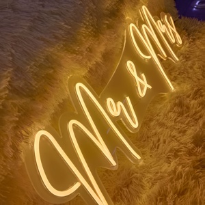 Enseigne néon LED Aladin RGB en acrylique '<span class=keywords><strong>Mr</strong></span> Mrs' – Décoration murale pour mariage, anniversaire, chambre – Lumière romantique, attrayante et durable - Product Image 6