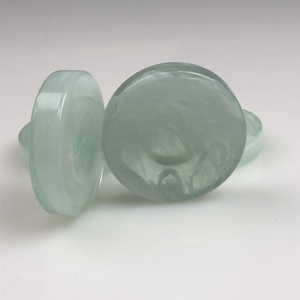 Thực tế nhựa backgammon cờ thiết lập ánh sáng màu xanh lá cây với hiệu ứng đá cẩm thạch thay thế chekers 44*9mm lõm backgammon Quầy - Product Image 3