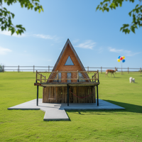 A-Frame alpin avec balcon, A-Frame en bord de lac avec quai, villa triangulaire en bord de plage avec structure en bois écologique, maison triangulaire