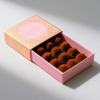 Vente en gros de boîte de chocolat fraise couverte avec couvercle transparent rose fenêtre pour truffe barre de bonbons présentoir
