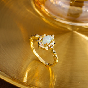 Fine Jewelry KYRA0420 Blanc Moonlight Opal Plaqué Or Vintage Gravé <span class=keywords><strong>Noble</strong></span> Royal Ring - Product Image 1