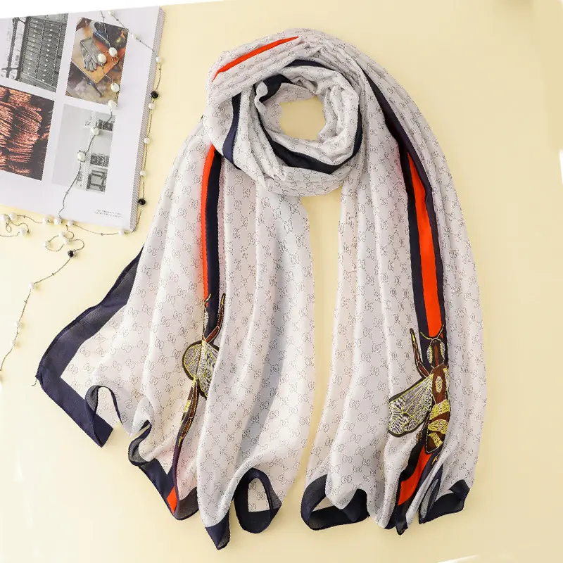 Bufanda de seda de imitación larga para mujer, a la moda chales de satén de lujo, con estampado personalizado, novedad de 2022, venta al por mayor