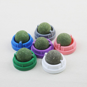 Populares bolas de hierba gatera para pegatinas de pared, perfectas para el autoentretenimiento, la relajación, la dentición y para que los gatos lamen, un imprescindible. - Product Image 1