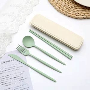 Juego de Cubiertos Portátil para Camping, Cuchara, Tenedor, Cuchillo y Palillos, en Estuche de Trigo, en Oferta - Product Image 1