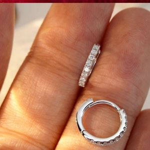 Xinfly 2023 VS Pendientes de Aro Pequeños Circulares para Hombre, Oro Real de 18K, 0.10CT 6mm, 0.18CT 8mm, 0.26CT 10mm - Product Image 5