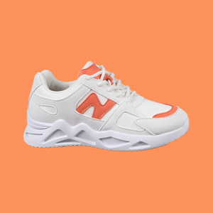 Оптовые высококачественные классические спортивные кроссовки с сетчатым верхом из полиуретана и логотипом N, подходят для весны и осени, с мягкой подошвой для бега - Product Image 2