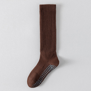 Calcetines Antideslizantes Personalizados para Yoga, con Logotipo Personalizado, Etiqueta Tejida, Calcetines Largos para Pilates - Product Image 4