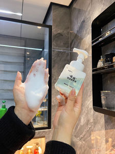 ฉลากส่วนตัว OEM ยาฆ่าเชื้อโฟมแข็งผ้าฝ้ายน้ํายาล้างมือเจลทําความสะอาดมือ - Product Image 5