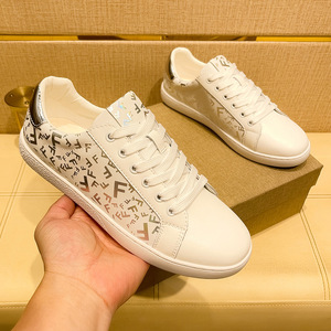 Scarpe da skateboard retrò di design di lusso bianche per tutte le stagioni alla moda Casual impermeabile motivo allergico Snippet maglia di alta qualità - Product Image 4