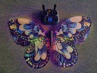 Papillon télécommandé bionique à ailes battantes avec LED pour le Nouvel An, idéal pour les mariages et les fêtes, décoration de papillons volants simulés