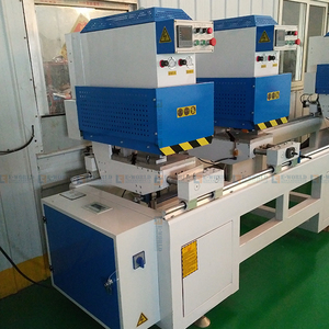 Machine à souder en aluminium à quatre têtes E-WORLD, haute précision, contrôle PLC, 380V, pour la fabrication de fenêtres et de portes - Product Image 4