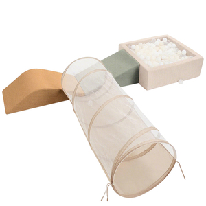 Structure de jeu souple 2-en-1 avec <span class=keywords><strong>piscine</strong></span> à balles et aire d'escalade <span class=keywords><strong>pour</strong></span> bébés et tout-petits – Prix abordable, idéale <span class=keywords><strong>pour</strong></span> l'éveil et l'éducation précoce - Product Image 5