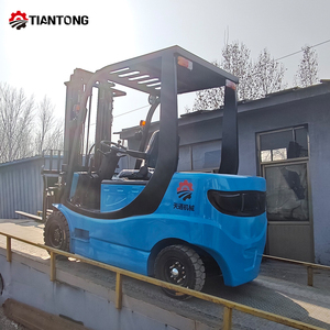 מלגזה חשמלית ליתיום 2 טון 4 גלגלים מסוג ווקי סטאקר למחסנים ולוגיסטיקה, לטיפול במטענים קלים וכבדים - Product Image 3