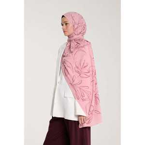 ผ้าพันคอไหมพิมพ์ลายใบไม้สีชมพู กุหลาบชมพู ผ้าไหมแท้ 100% พิมพ์ลายดิจิตอลอเนกประสงค์สำหรับผู้หญิง - Product Image 3