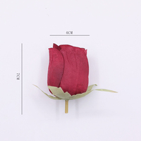 Vente en gros de boutons de roses en soie de 4cm Mini têtes de fleurs de roses artificielles pour la décoration de mariage à la maison