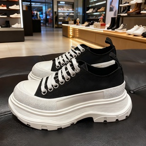 Sneakers di Lusso di Alta Gamma, Scarpe da Corsa <span class=keywords><strong>McQueen</strong></span> Personalizzate, Scarpe da Passeggio Retrò con Piattaforma per Uomo - Product Image 1