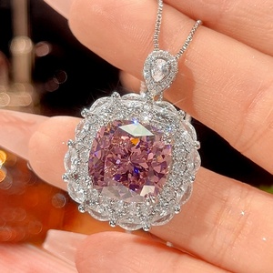 Ensemble de bijoux floraux en cuivre écologique pour femmes, vente en gros, avec pendentif nid d'oiseau floral et bagues en zircone cubique mixte Paraiba 14*14mm - Product Image 4