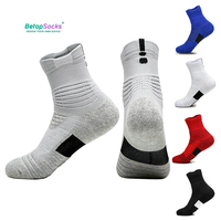 Chaussettes de sport de basket-ball Elite pour hommes personnalisées respirantes anti-odeur Compression Crew Bottom Logo de haute qualité pour la saison d'automne