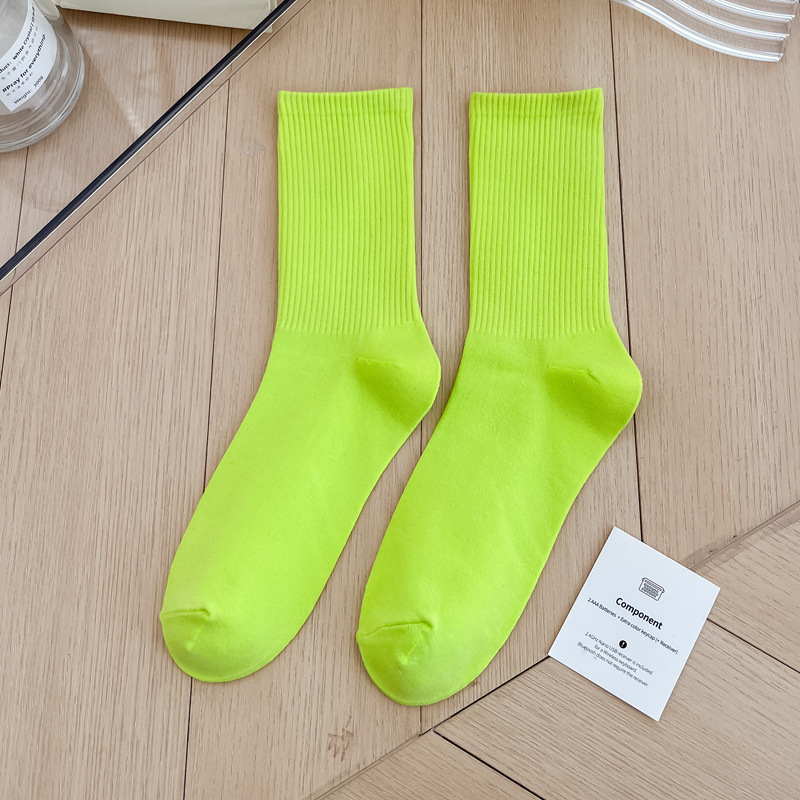 Amarillo fluorescente