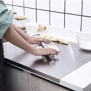 Tagliere Rotante in Legno di Bambù e Acciaio Inossidabile con Manico per Impastare, Cucinare, Tagliare Carne, Frutta e Verdura - Product Image 1