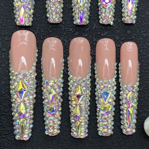 Lot de 10 faux ongles en <span class=keywords><strong>gel</strong></span> peints à la main, design personnalisé de luxe, ongles artificiels sculptés faits à la main - Product Image 3