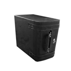 Boîte cadeau à <span class=keywords><strong>vin</strong></span> <span class=keywords><strong>de</strong></span> luxe personnalisée <span class=keywords><strong>en</strong></span> cuir PU et verre MDF valise <span class=keywords><strong>pour</strong></span> <span class=keywords><strong>6</strong></span> <span class=keywords><strong>bouteilles</strong></span> <span class=keywords><strong>caisse</strong></span> <span class=keywords><strong>en</strong></span> <span class=keywords><strong>bois</strong></span> <span class=keywords><strong>pour</strong></span> le <span class=keywords><strong>vin</strong></span> et l'artisanat <span class=keywords><strong>de</strong></span> stockage - Product Image 4