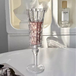 Copa Elegante de Alta Gama con Diseño Vintage en Relieve, Minimalista, para <span class=keywords><strong>Vino</strong></span> y Jugo - Product Image 6