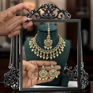 Conjunto de collar y pendientes táctiles chapados en oro de diseñador étnico del sur de la India Vintage de alta calidad para bodas, joyería de moda - Product Image 4