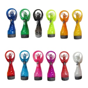 พัดลมพกพาแบบพ่นละอองน้ำ OEM ขนาดเล็ก พับได้ ใช้แบตเตอรี่ เหมาะสำหรับใช้ในบ้าน รถยนต์ และกลางแจ้ง - Product Image 6