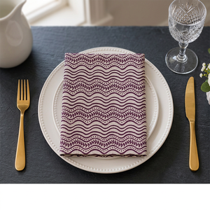 Serviette de table en lin de qualité supérieure avec motif ondulé violet – Serviette de table décorative pour la salle à manger, le restaurant et la maison - Product Image 2