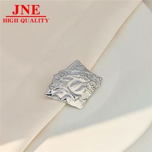 欧美创意小天使向日葵胸针简约光面糖果色百褶鹰不锈钢衣夹 - Product Image 4