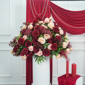 Centro de Mesa Decorativo con Bola de Flores Rojas Artificiales Realistas de Seda para Bodas y Año Nuevo, Venta al Por Mayor - Product Image 1