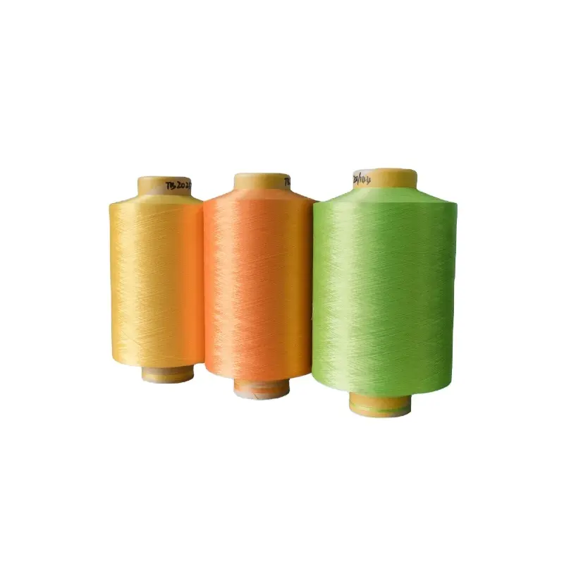 100% polyester DTY 150D/48F fil teint en stock pour les textiles de maison