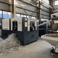 Système de soufflage de bouteilles PET automatique à 3 cavités 2500BPH-3500BPH, machine de moulage par étirage-soufflage