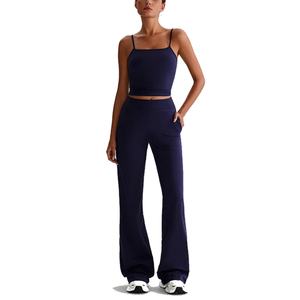Ensemble de survêtement de yoga pour femmes en gros, avec débardeur à bretelles réglables et pantalon ample, tendance 2025 - Product Image 5