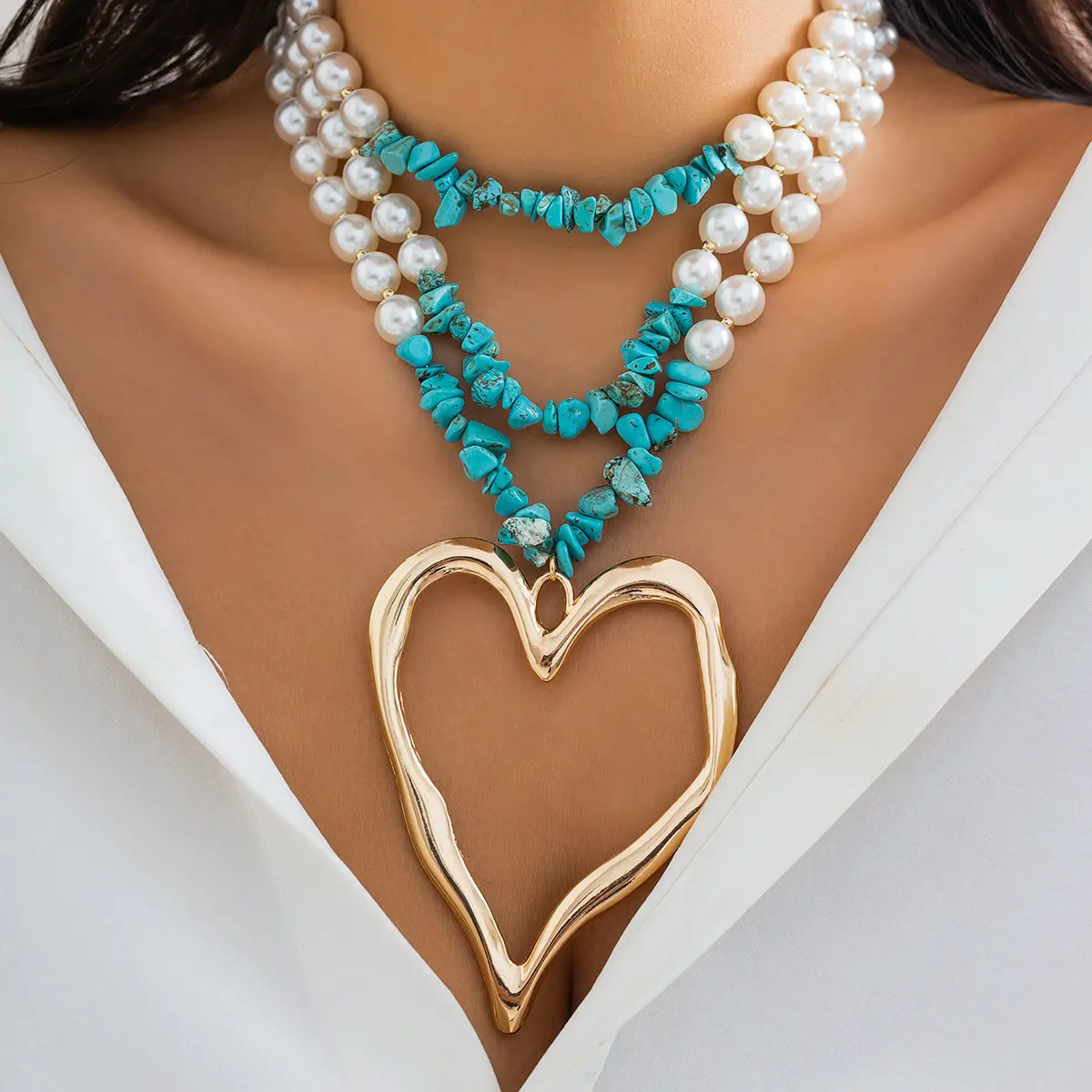 2024 New Arrival Fashion Jewelry Beaded Bohemian Pearl Necklace Retro Love Turquoise Stone Big Heart Layered Necklace