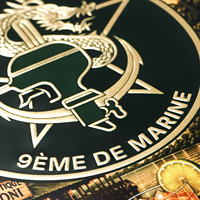 Étiquettes personnalisées directement de l'usine, étiquettes de bouteille personnalisées, étiquettes de vin en relief avec dorure à chaud, rouleau pour l'emballage de marque
