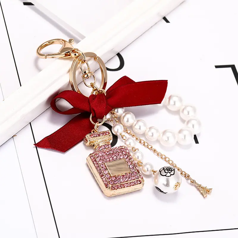 New Design Fashion Bottle Keychains Korean Style Pearls Keychains Gold Plated Key Chains