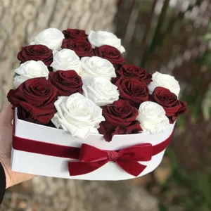 Preserved Roses Box of Roses Eternal Roses for Mom, Prime Home Decor Long Lasting Rose Gift for Valentine, Birthday