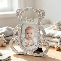 Marco de Fotos para Bebé con Diseño de Osito Plateado, Aleación de Zinc y Diamantes de Imitación, 2x2 Pulgadas, para Escritorio, Regalo para Recién Nacidos, Recuerdo