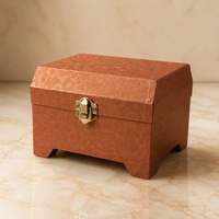 Boîte à bijoux artisanale sur mesure de forme irrégulière à deux niveaux avec plateau amovible, étui de rangement en papier de luxe pour bagues en velours, cadeaux