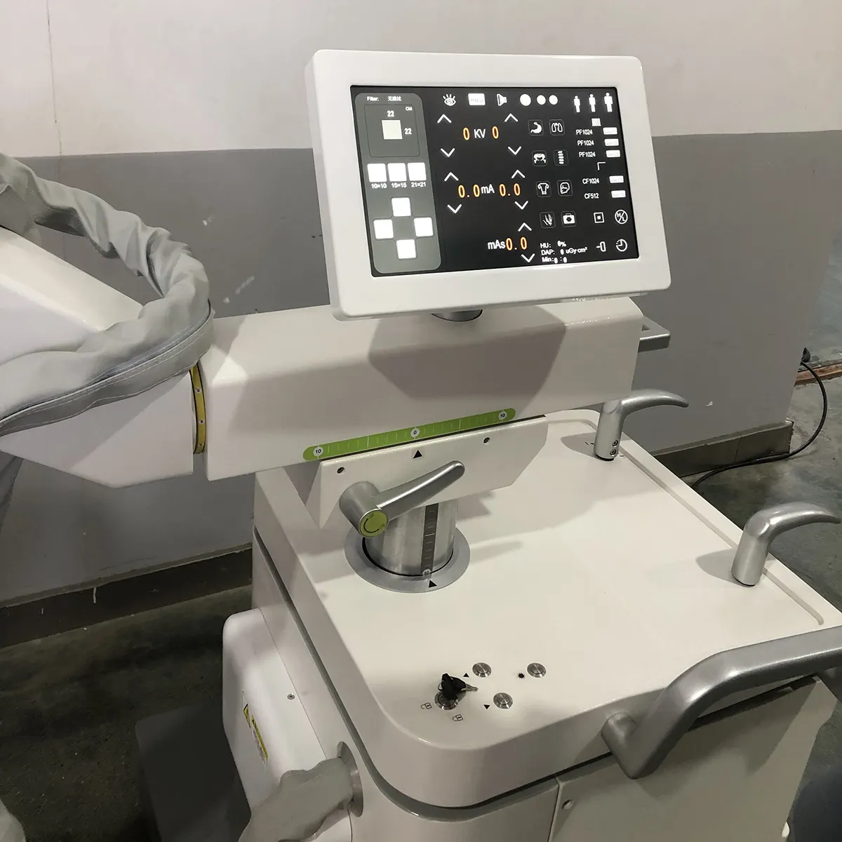 Professionele Medische 5.6kw Hoge Frequentie Digitale Fluoroscopie Mobiele C Arm X Ray Machine