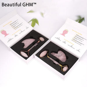 Rodillo de hielo facial natural de alta calidad con logotipo personalizado superventas, masajeador Facial de cuarzo rosa, juego de rodillo de Jade gua sha - Product Image 1