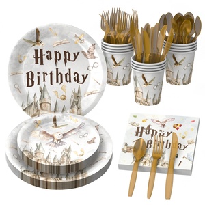 Vente chaude pour <span class=keywords><strong>Harry</strong></span> <span class=keywords><strong>Potter</strong></span> Ensemble d'assiettes en papier jetables sur le thème Décorations de <span class=keywords><strong>vaisselle</strong></span> modernes de 10 invités pour l'anniversaire de l'Académie de magie - Product Image 4